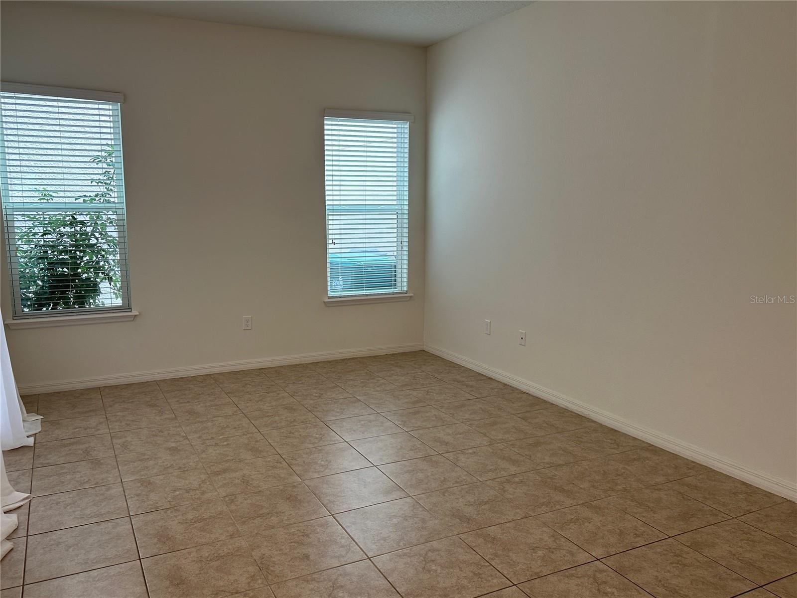 Image 14 of 45 For 12621 Salomon Cove Drive