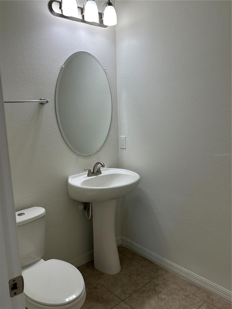 Image 16 of 45 For 12621 Salomon Cove Drive