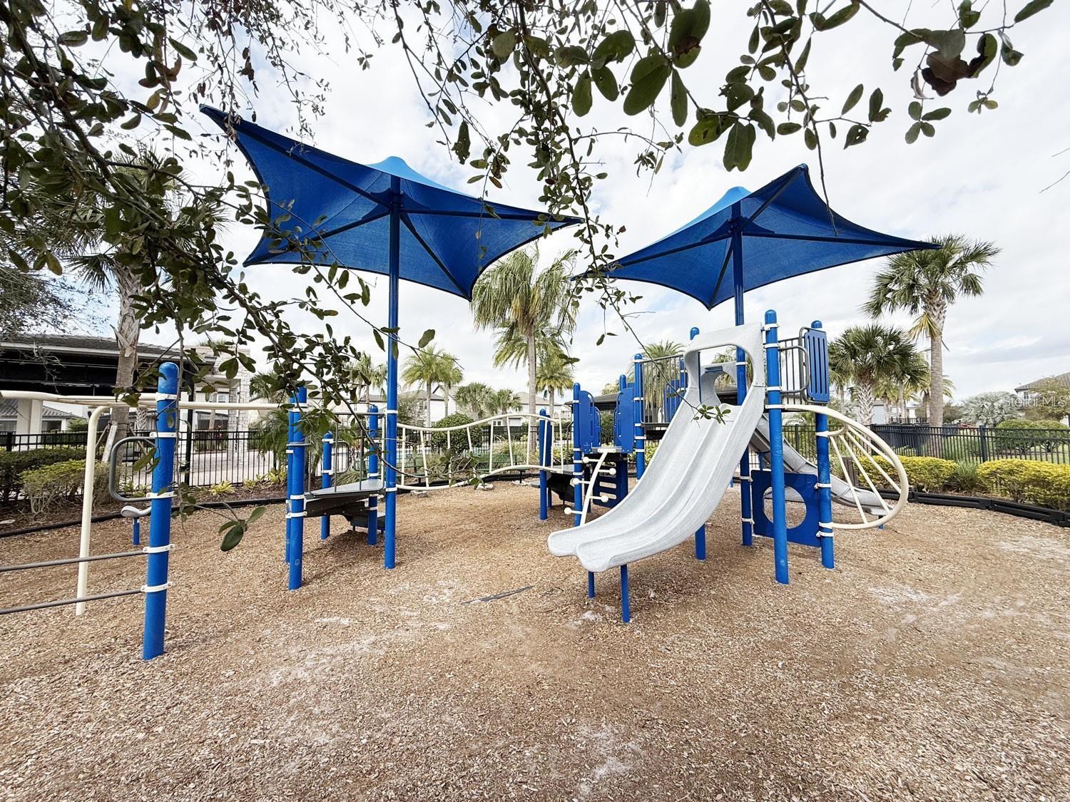 Image 4 of 7 For 12621 Salomon Cove