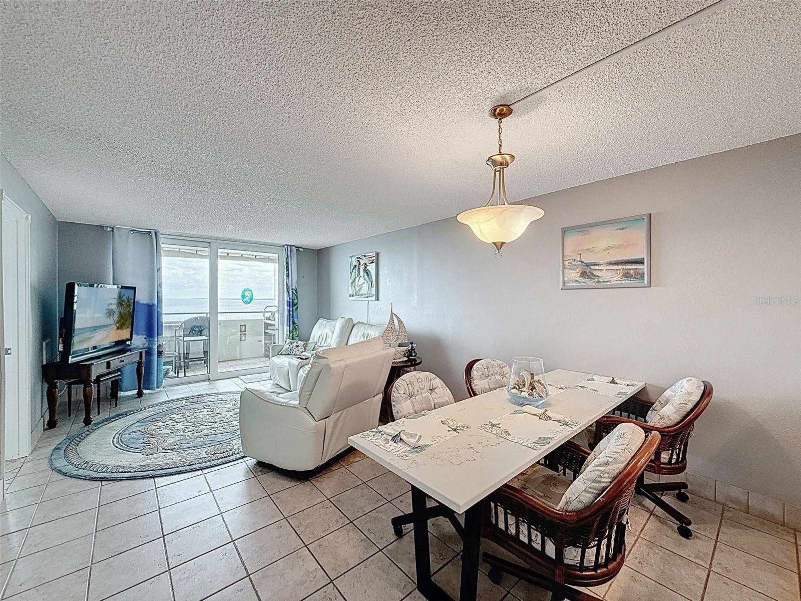 Image 18 of 93 For 6009 Sea Ranch Drive 608
