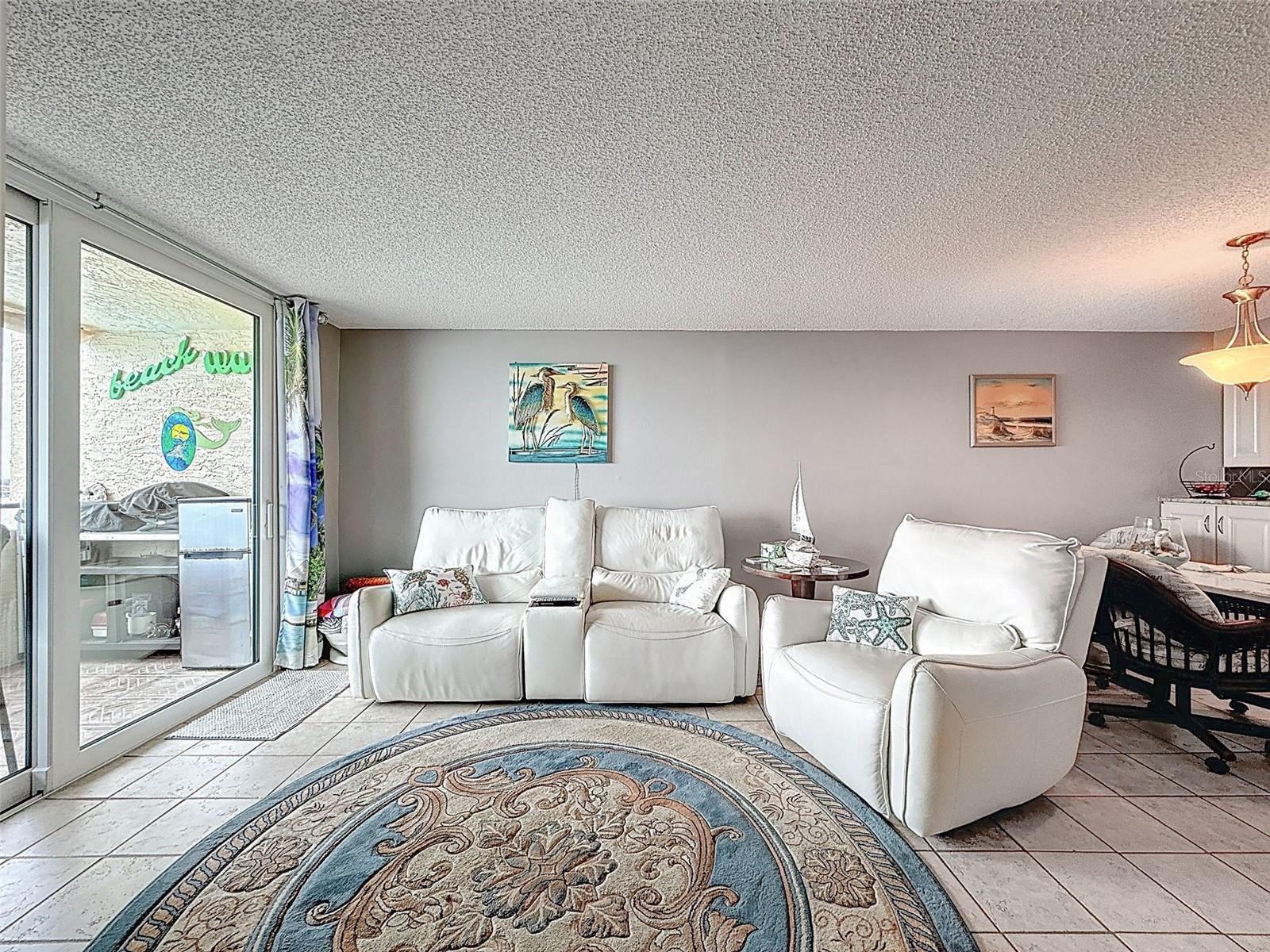 Image 21 of 93 For 6009 Sea Ranch Drive 608