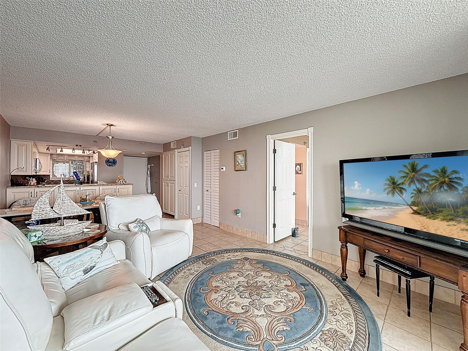 Image 22 of 93 For 6009 Sea Ranch Drive 608