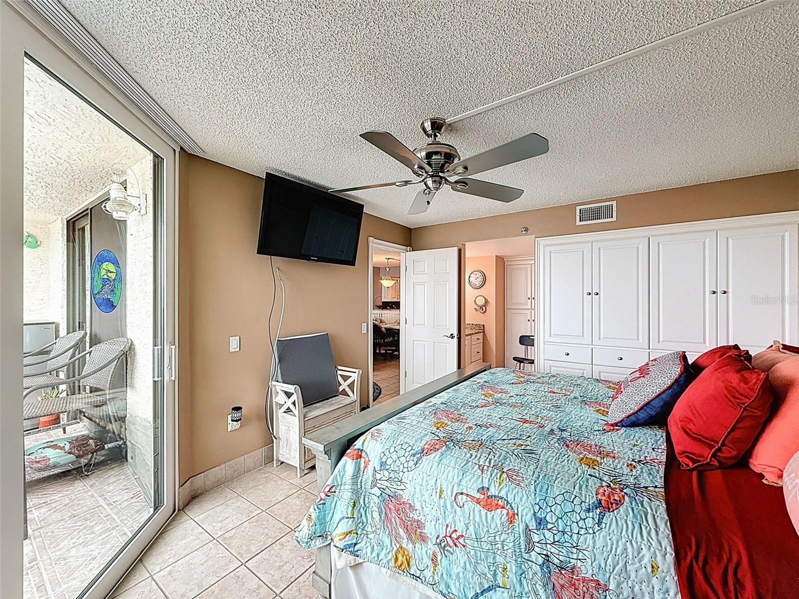 Image 30 of 93 For 6009 Sea Ranch Drive 608