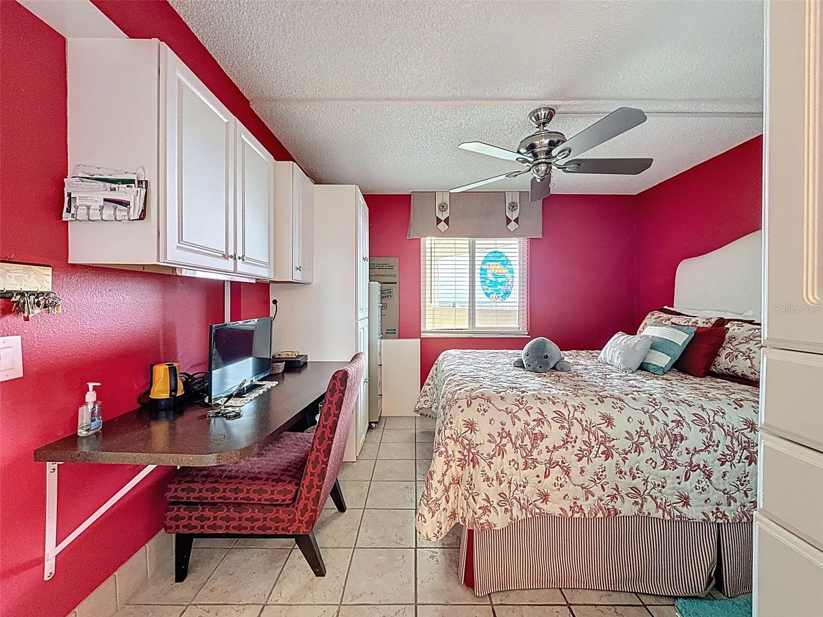 Image 37 of 93 For 6009 Sea Ranch Drive 608