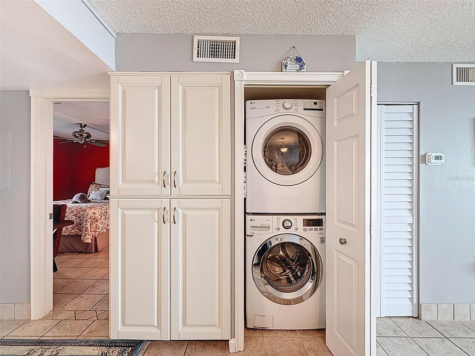 Image 41 of 93 For 6009 Sea Ranch Drive 608