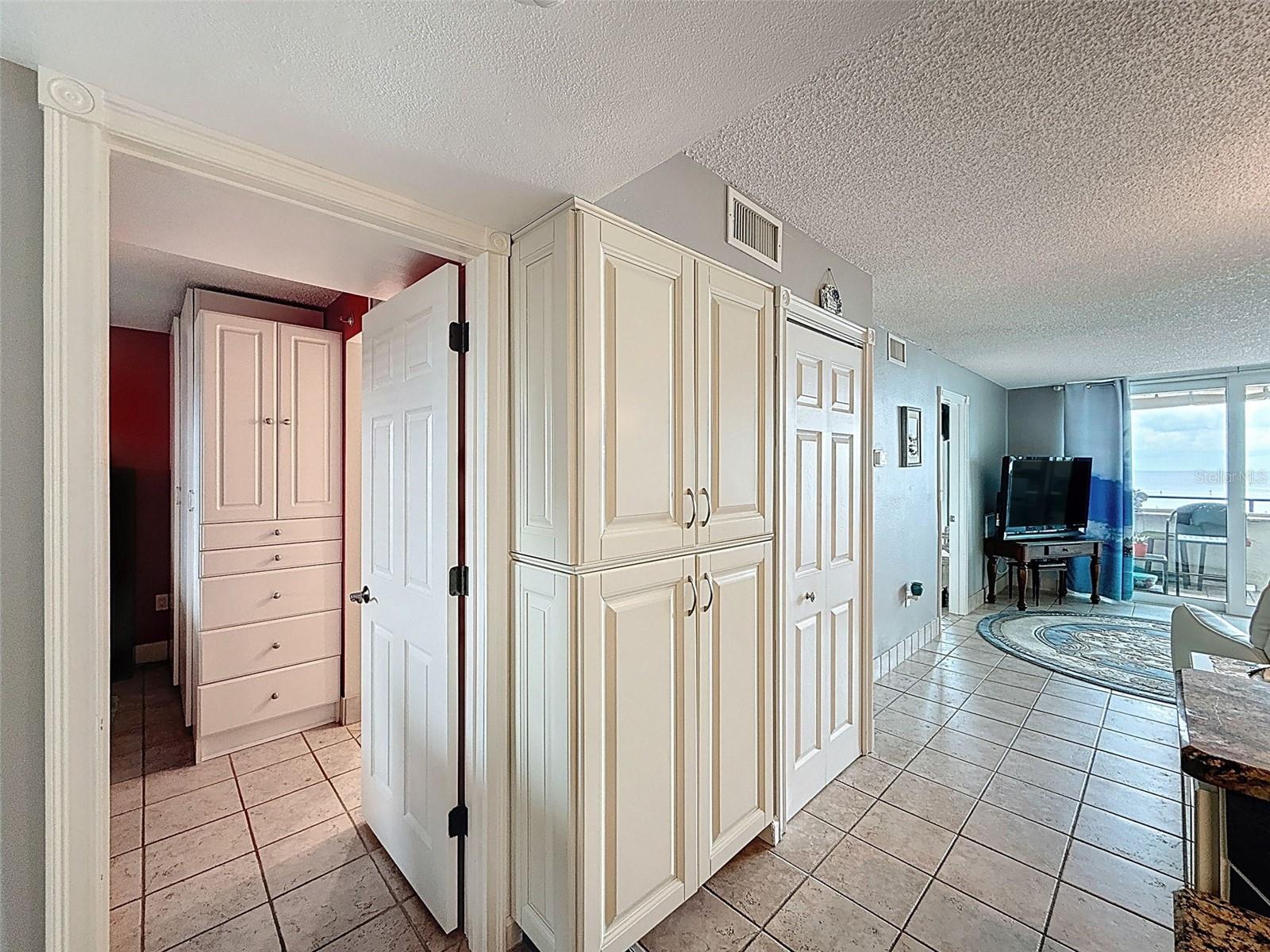 Image 9 of 93 For 6009 Sea Ranch Drive 608