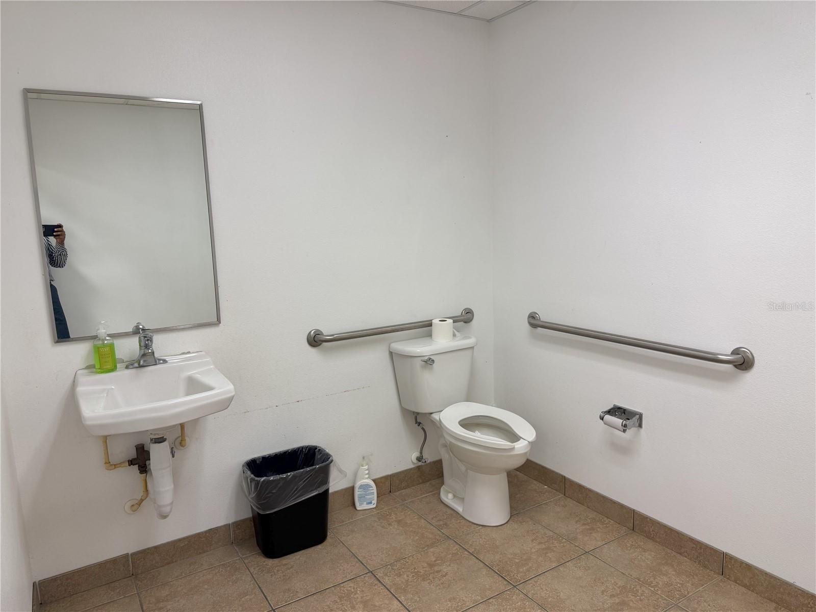 Image 7 of 9 For 3117 Innovation Drive 3117&3119