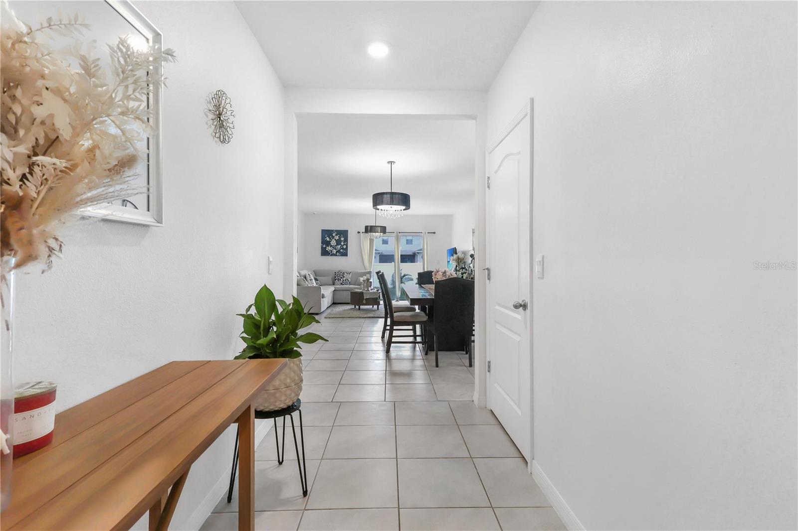 Image 6 of 24 For 1533 Fernmeadow Street