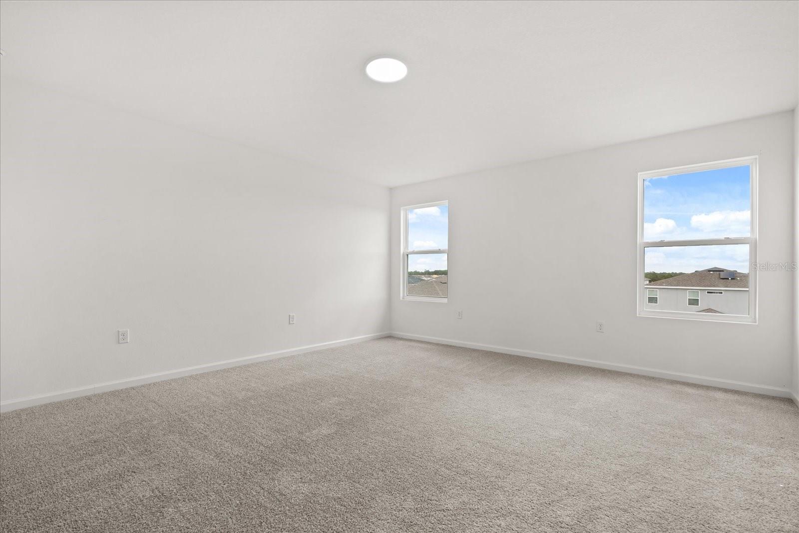 Image 19 of 35 For 1051 Lakeshore Breeze Place