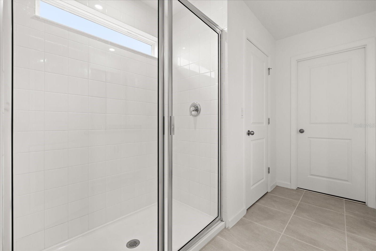 Image 22 of 35 For 1051 Lakeshore Breeze Place