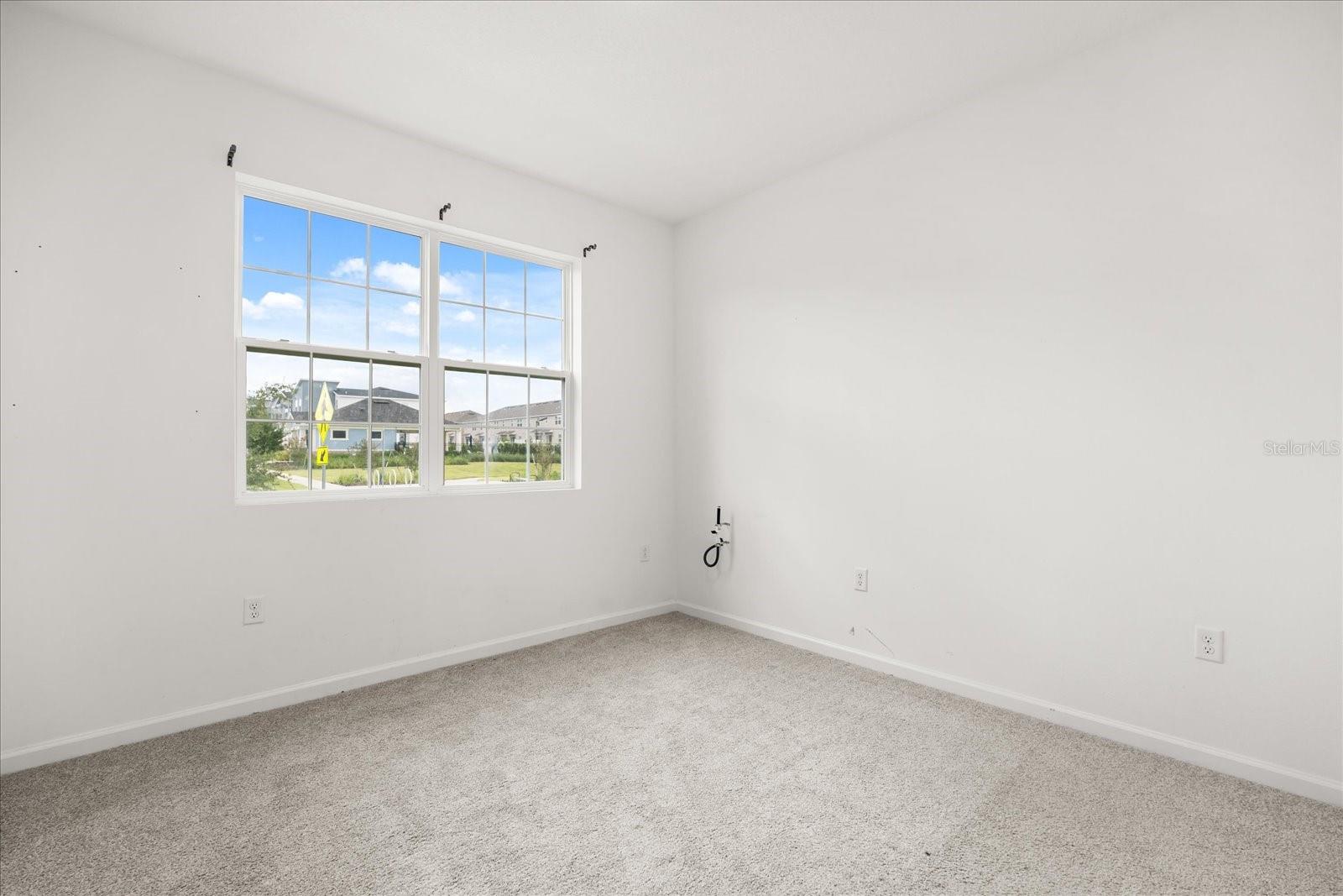 Image 25 of 35 For 1051 Lakeshore Breeze Place