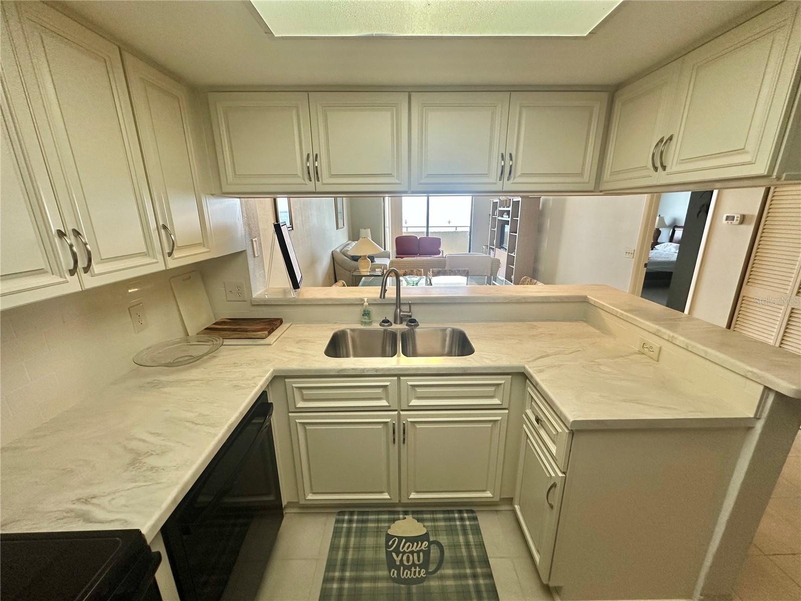 Image 8 of 66 For 6035 Sea Ranch Drive 508