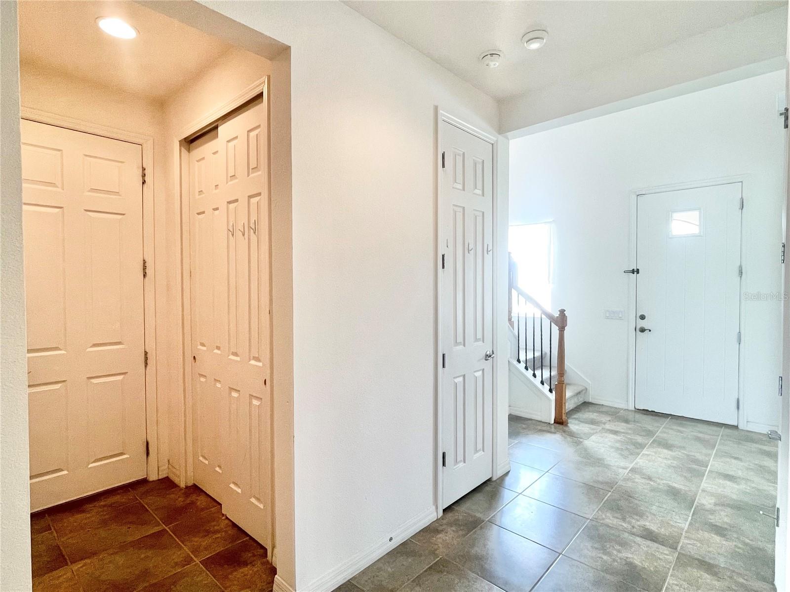 Image 3 of 41 For 2821 Rialto Court
