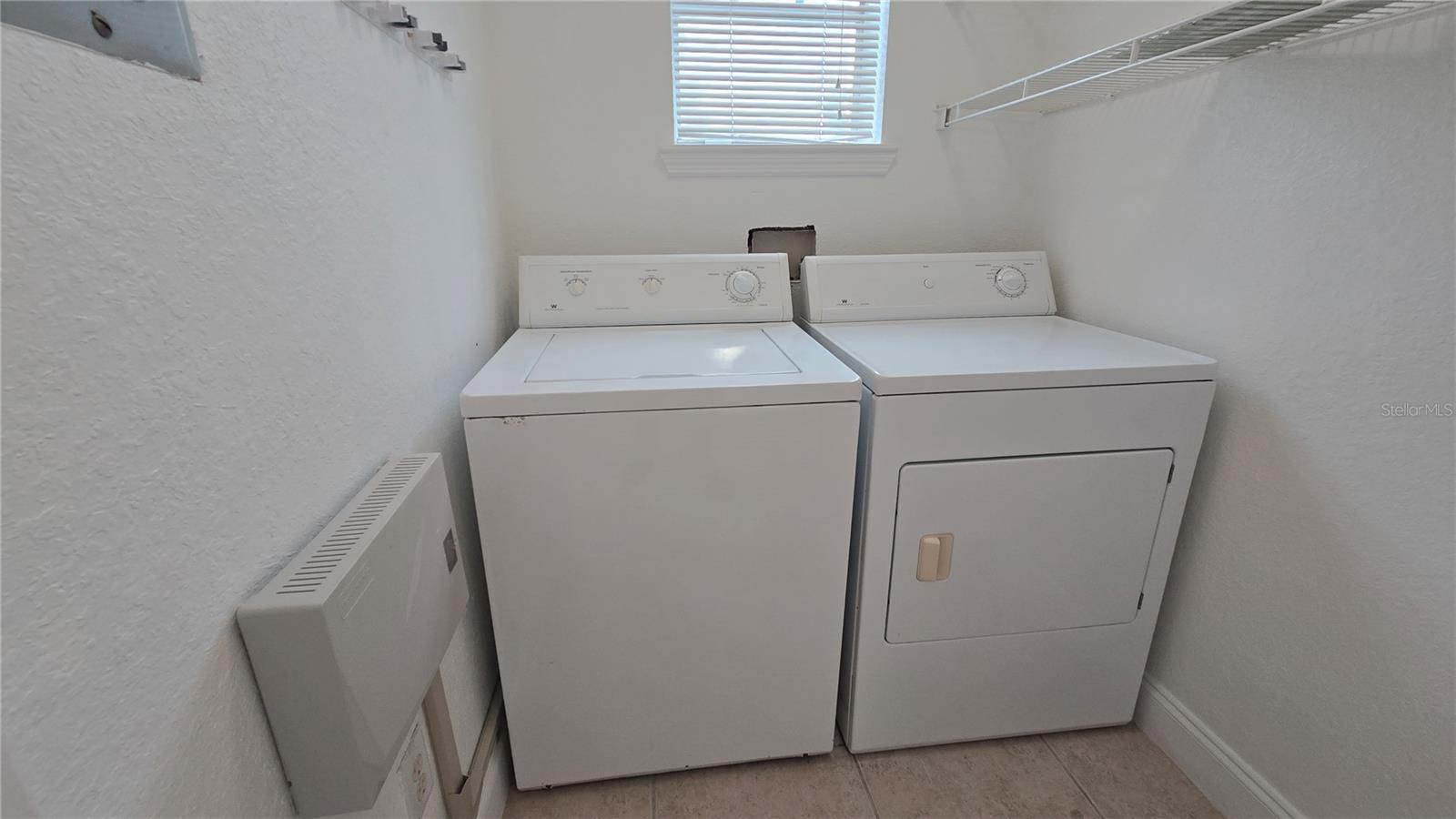 Image 15 of 20 For 2200 Key West Court 714