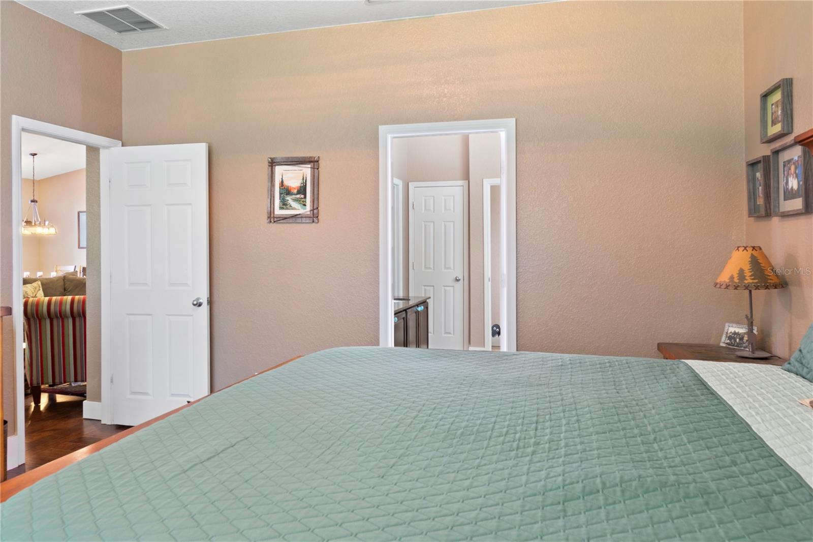 Image 10 of 41 For 2153 Sunbow Dr