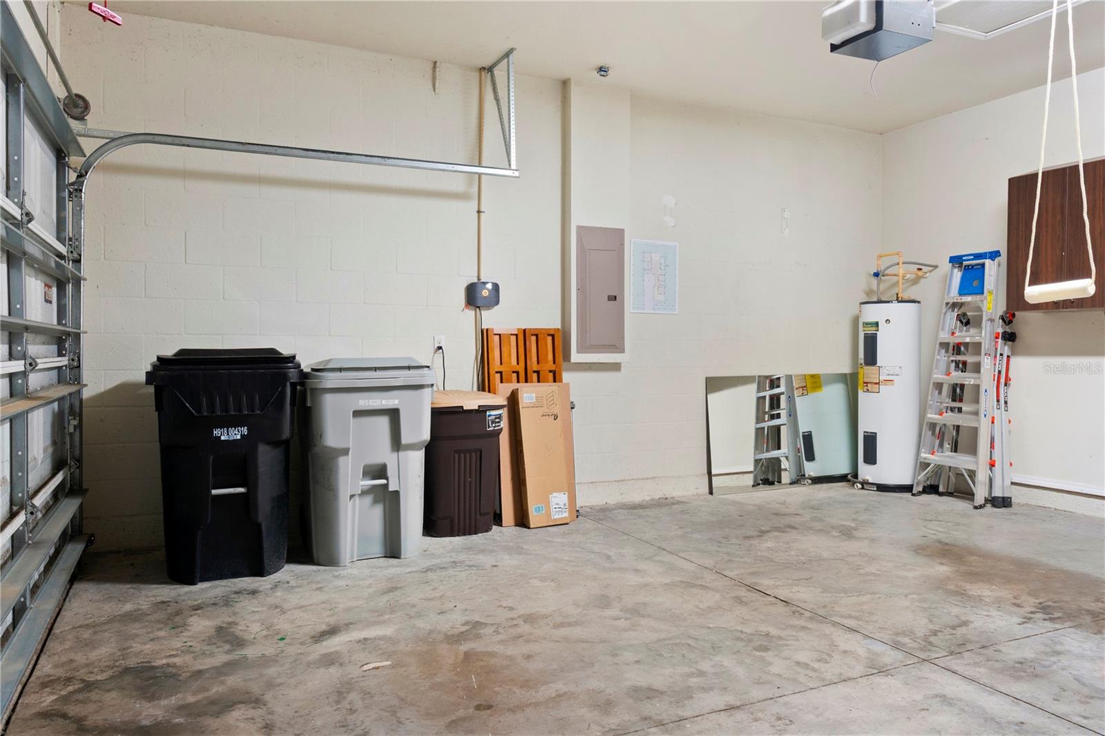 Image 39 of 41 For 2153 Sunbow Dr