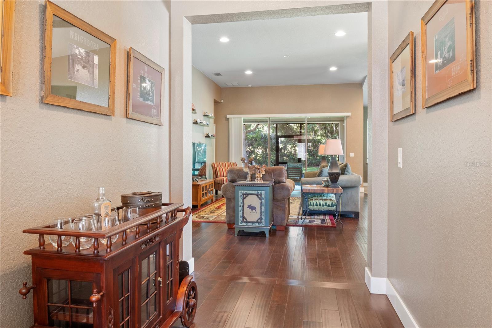 Image 4 of 41 For 2153 Sunbow Dr