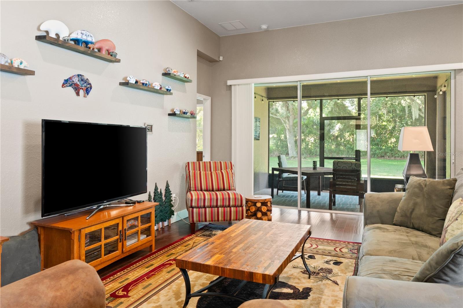 Image 6 of 41 For 2153 Sunbow Dr