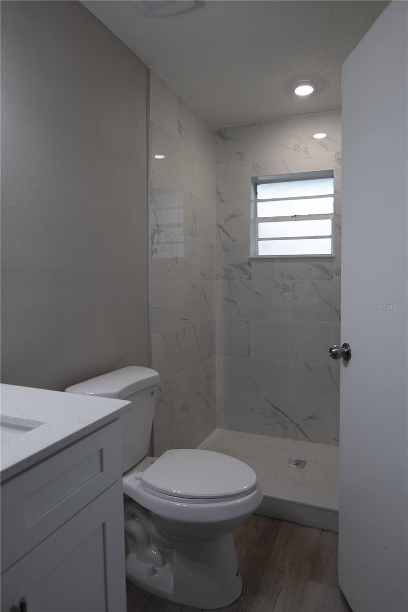 Image 26 of 49 For 1512 23rd Street
