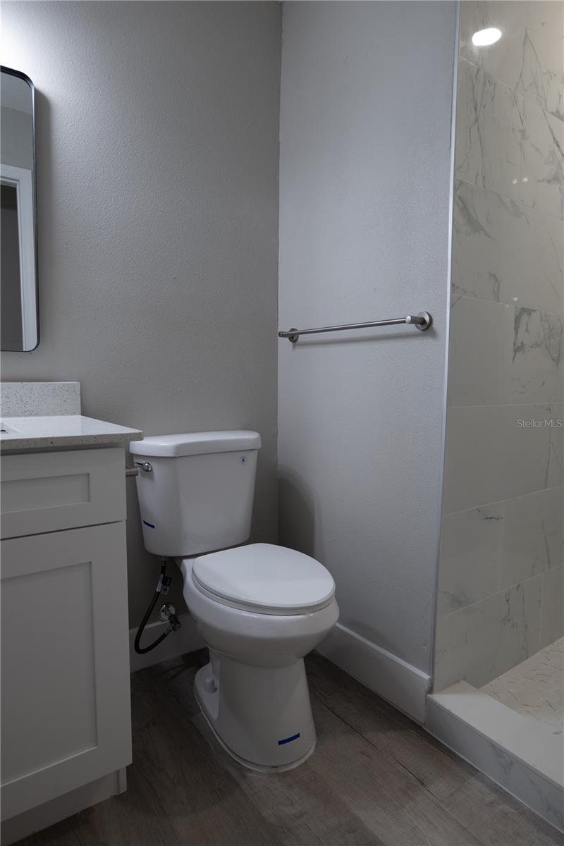 Image 33 of 49 For 1512 23rd Street