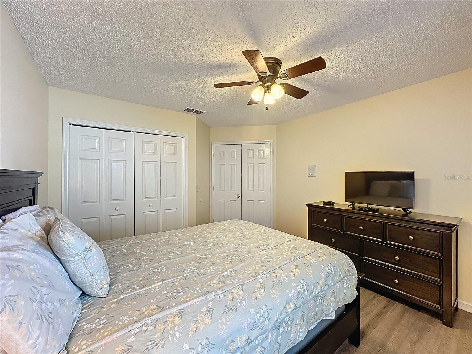 Image 36 of 59 For 100 Sunridge Woods Court