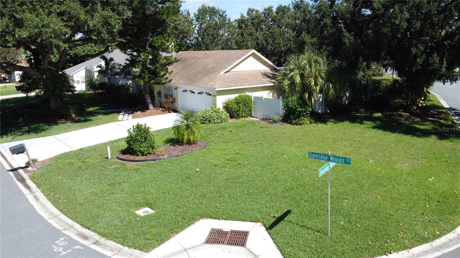 Image 47 of 59 For 100 Sunridge Woods Court