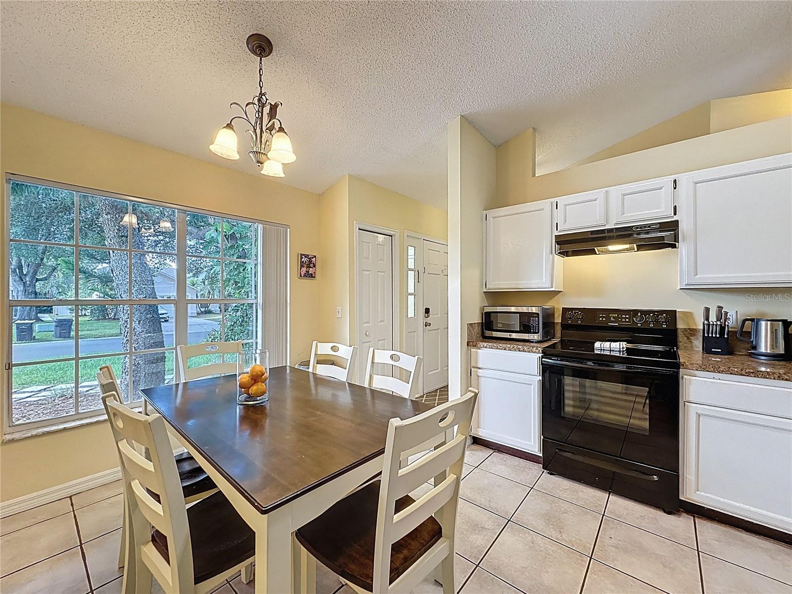 Image 7 of 59 For 100 Sunridge Woods Court