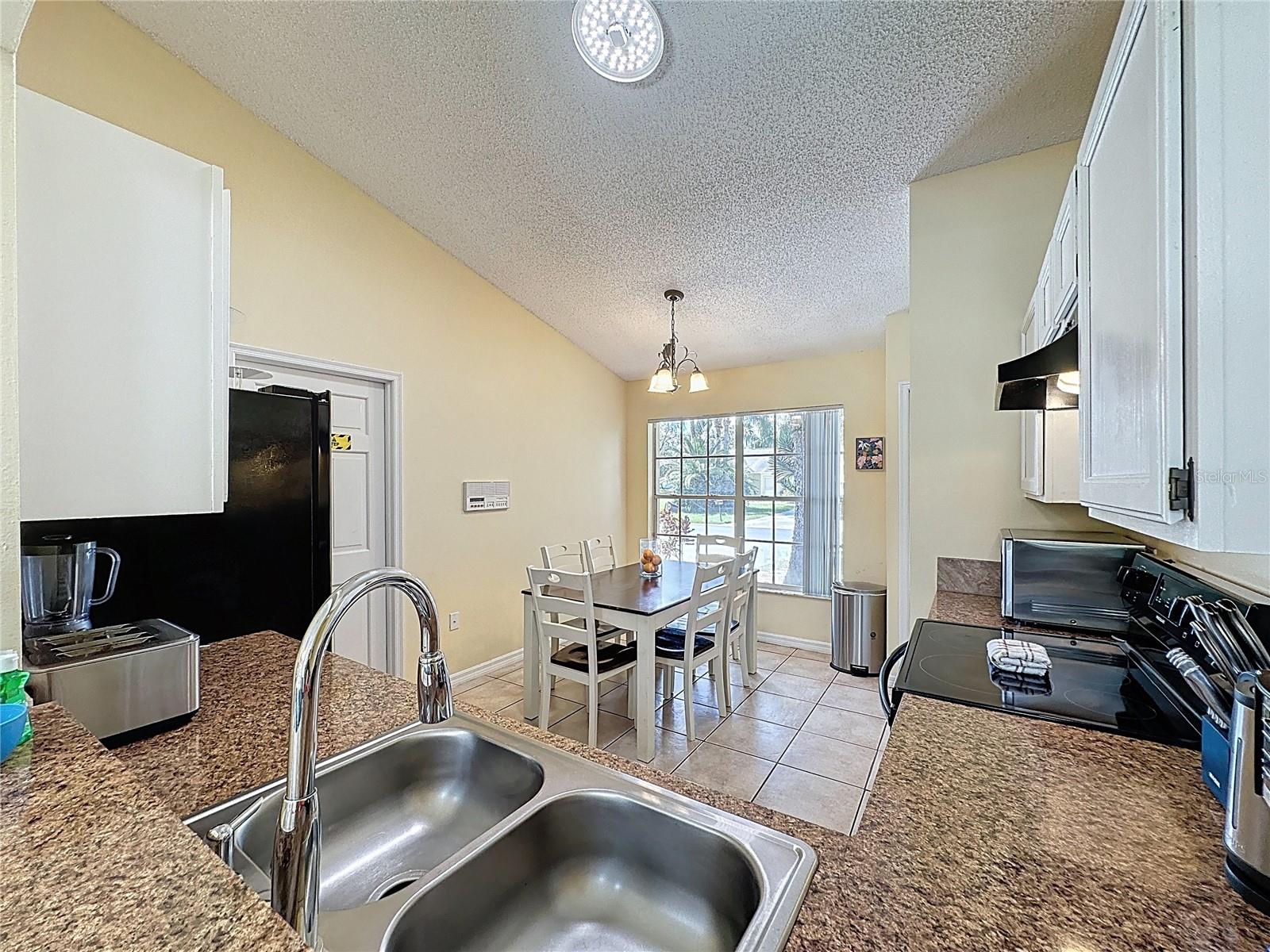 Image 9 of 59 For 100 Sunridge Woods Court