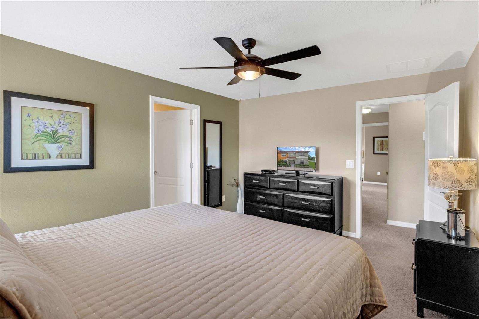Image 18 of 51 For 8980 Majesty Palm Road