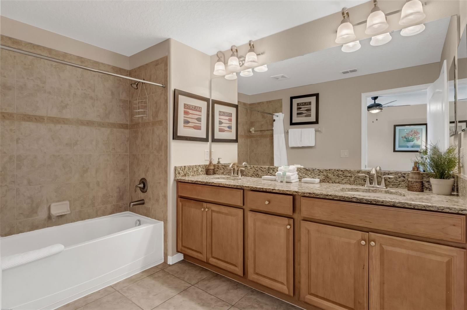 Image 19 of 51 For 8980 Majesty Palm Road