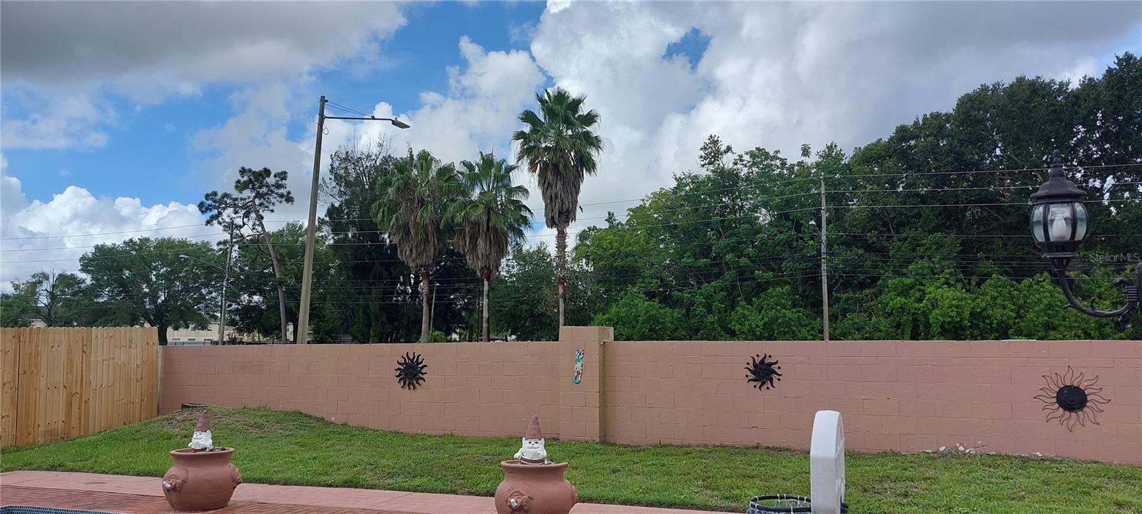 Listing photo id 8 for 7337 Marseille Circle
