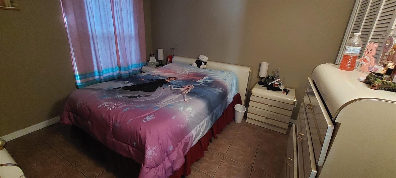 Listing photo id 14 for 7337 Marseille Circle