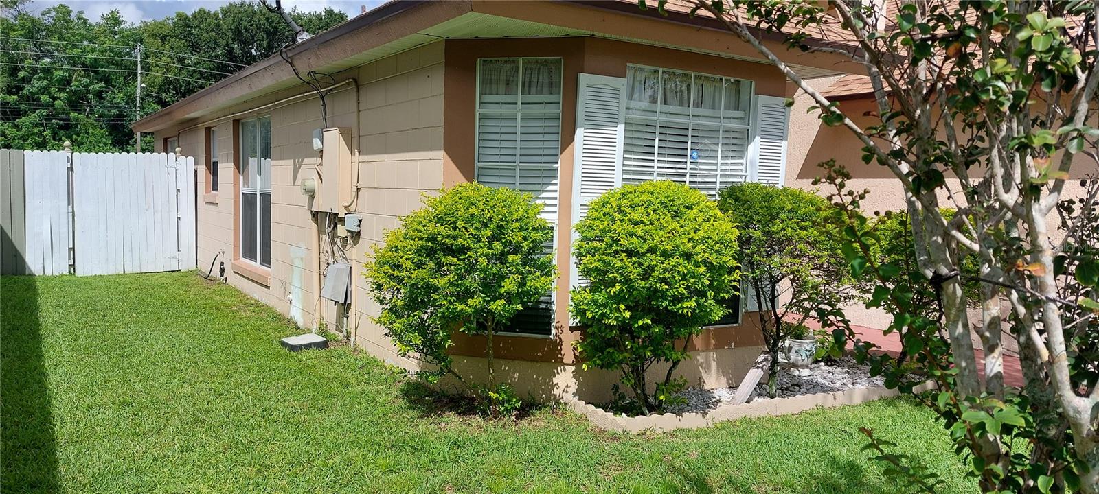 Listing photo id 0 for 7337 Marseille Circle