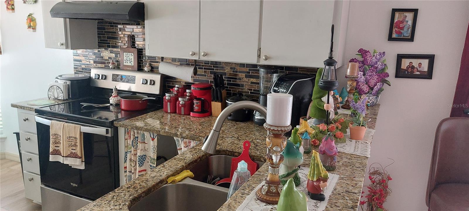 Listing photo id 22 for 7337 Marseille Circle
