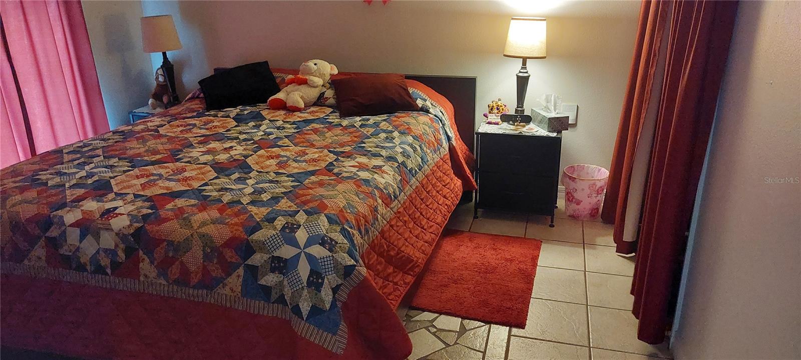 Listing photo id 4 for 7337 Marseille Circle