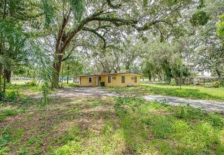 Image 2 of 13 For 3561 Orange Blossom Trail