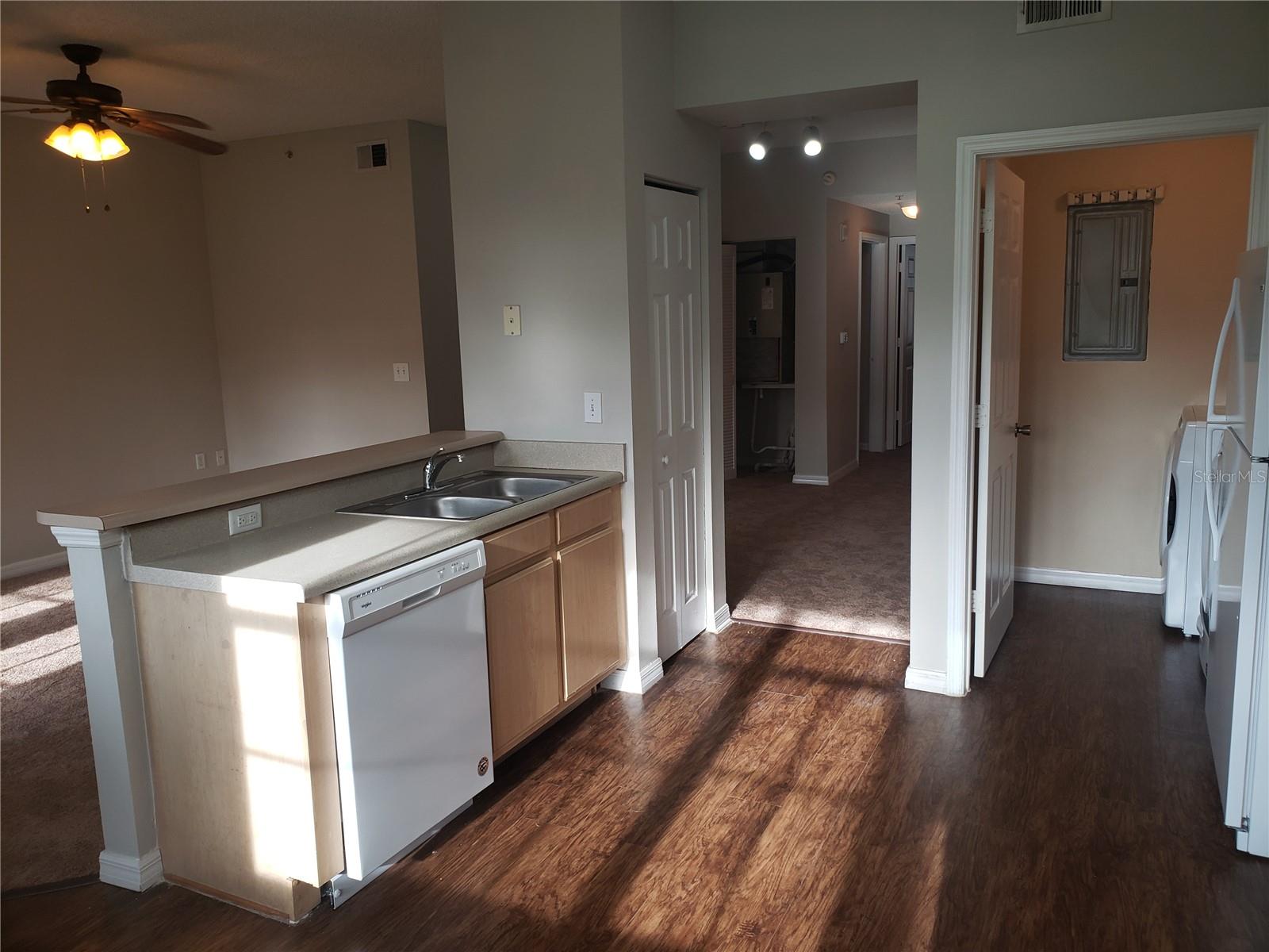 Image 5 of 26 For 10873 Windsor Walk Drive 4104