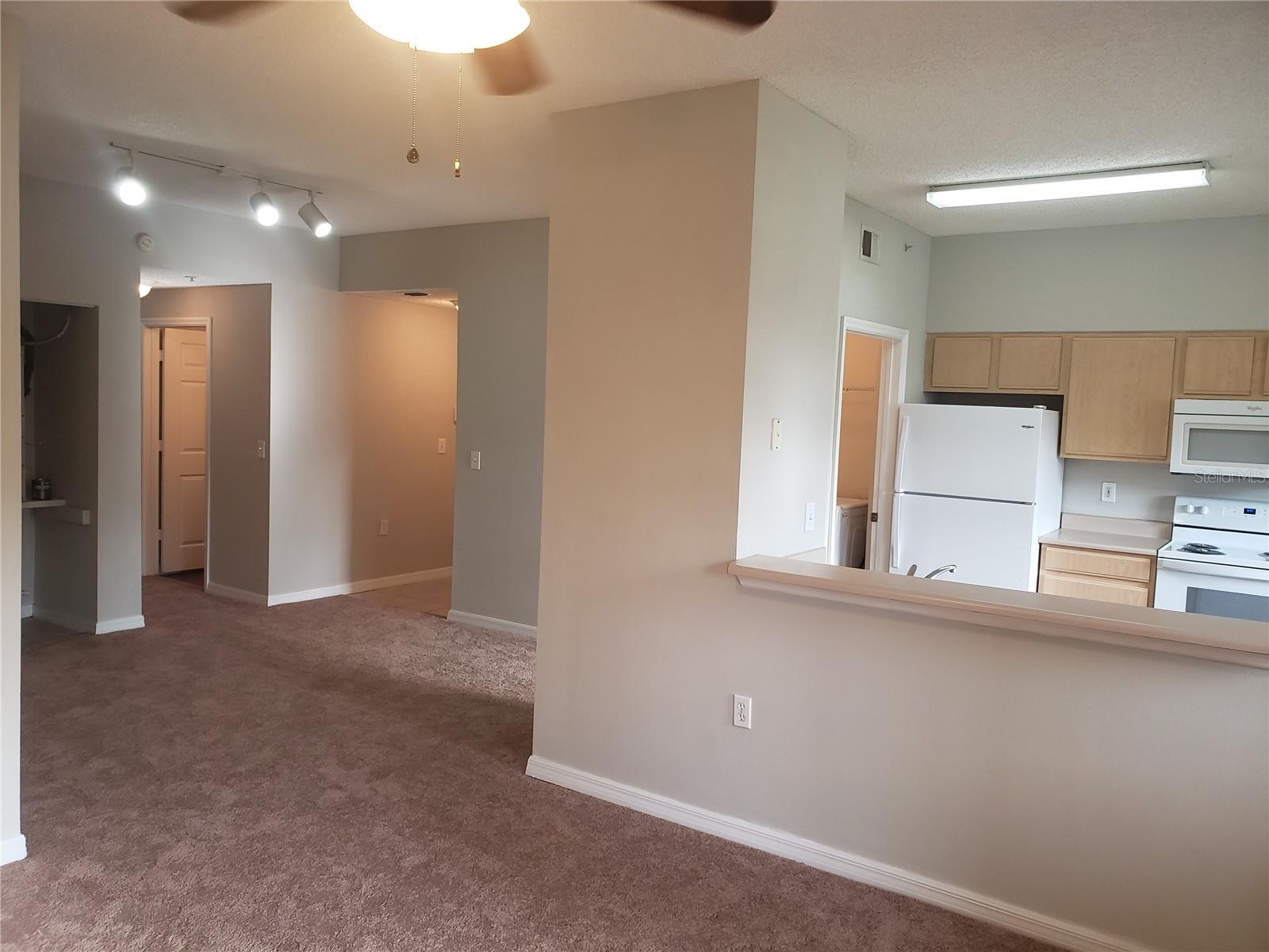 Image 7 of 26 For 10873 Windsor Walk Drive 4104