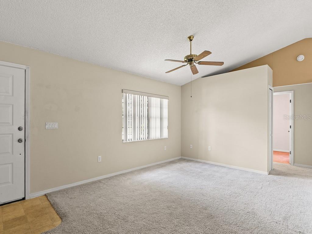 Image 10 of 28 For 557 Audubon Avenue Ne