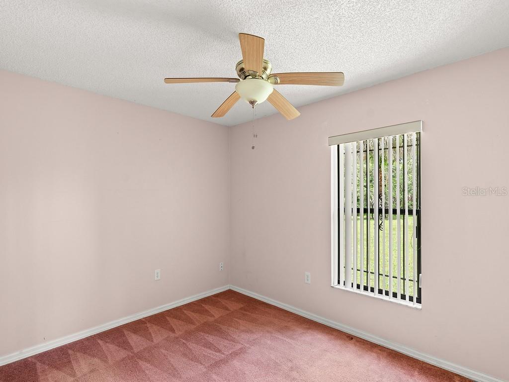 Image 21 of 28 For 557 Audubon Avenue Ne