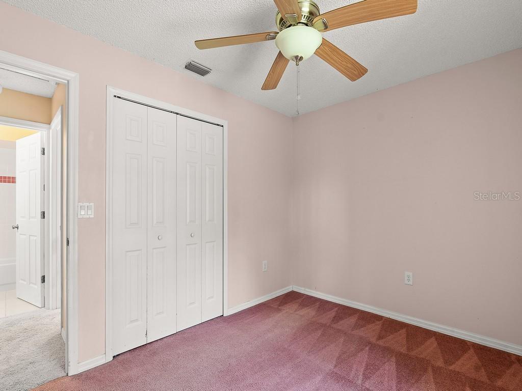 Image 22 of 28 For 557 Audubon Avenue Ne