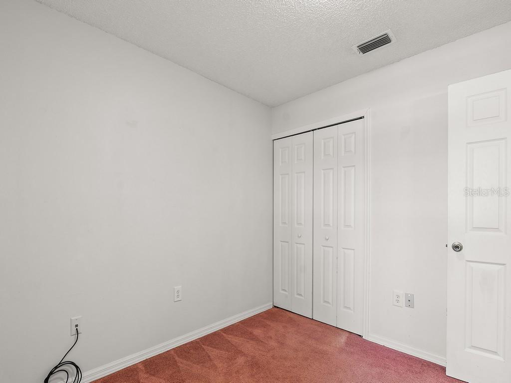 Image 25 of 28 For 557 Audubon Avenue Ne