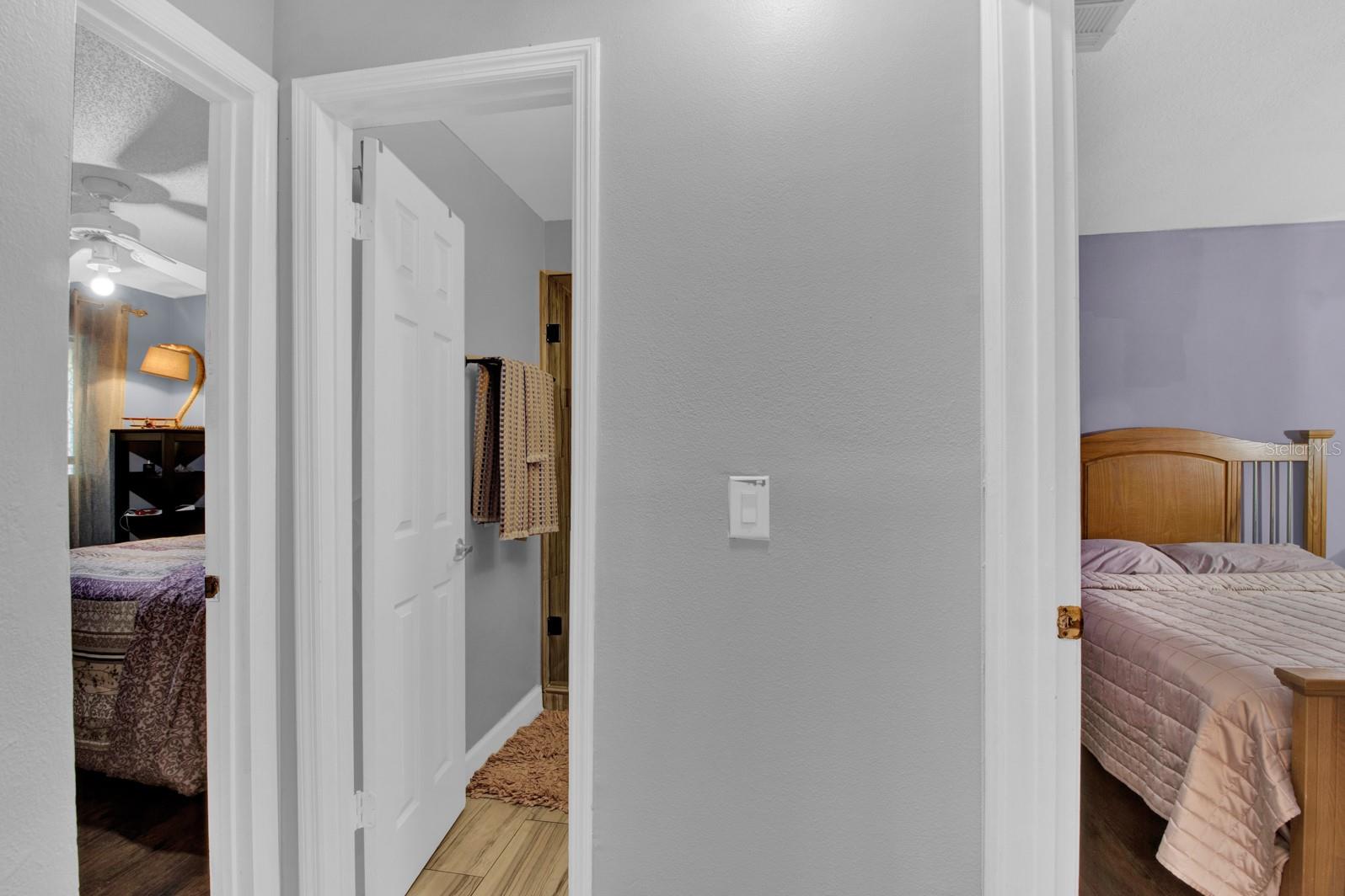 Image 31 of 40 For 106 Sandalwood Drive