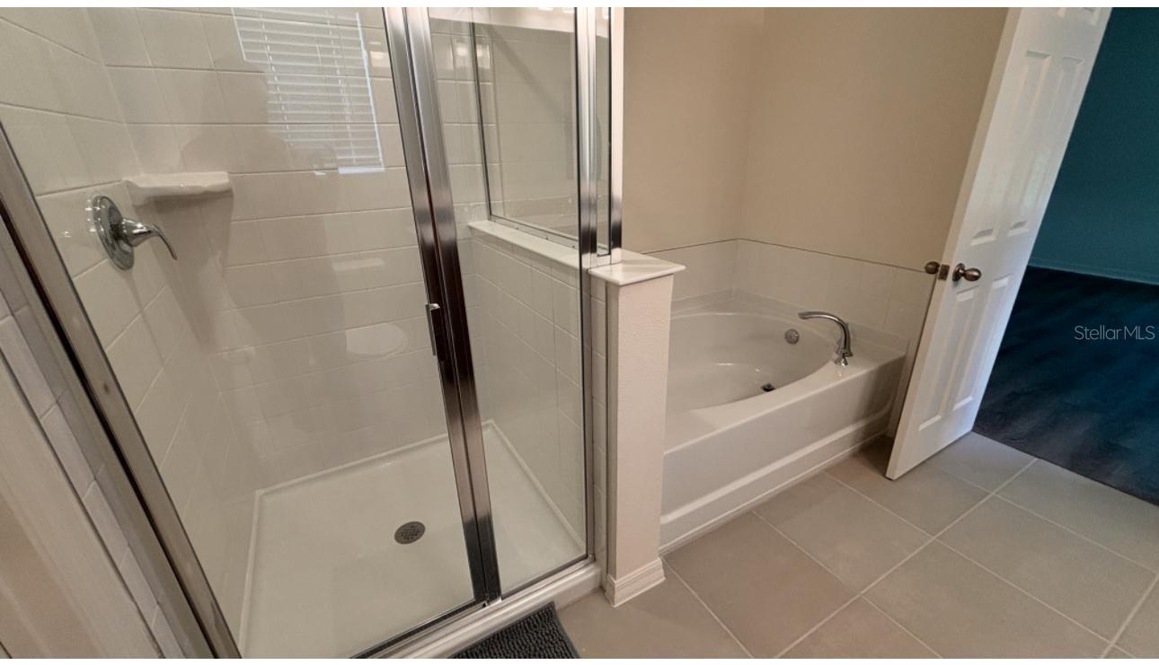 Image 21 of 32 For 3329 Rolling Plains Cir