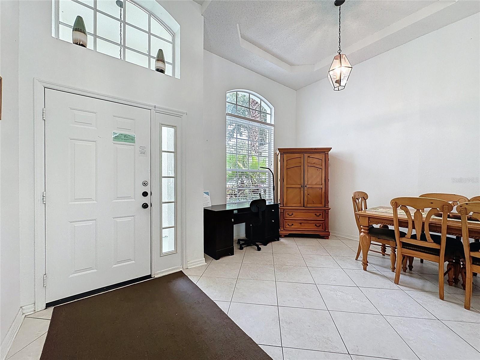 Image 4 of 98 For 1674 Waterview Loop