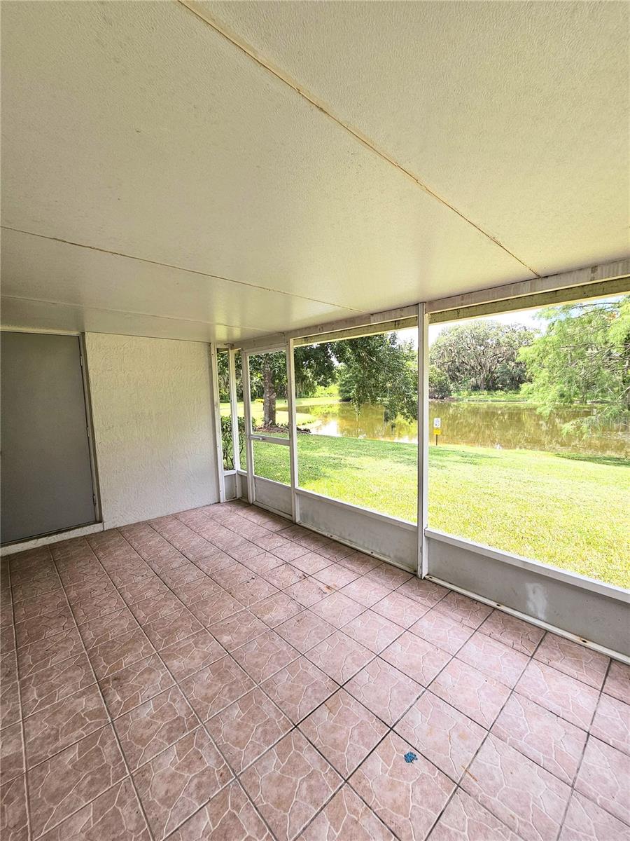 Image 10 of 11 For 1160 Jade East Lane 1160