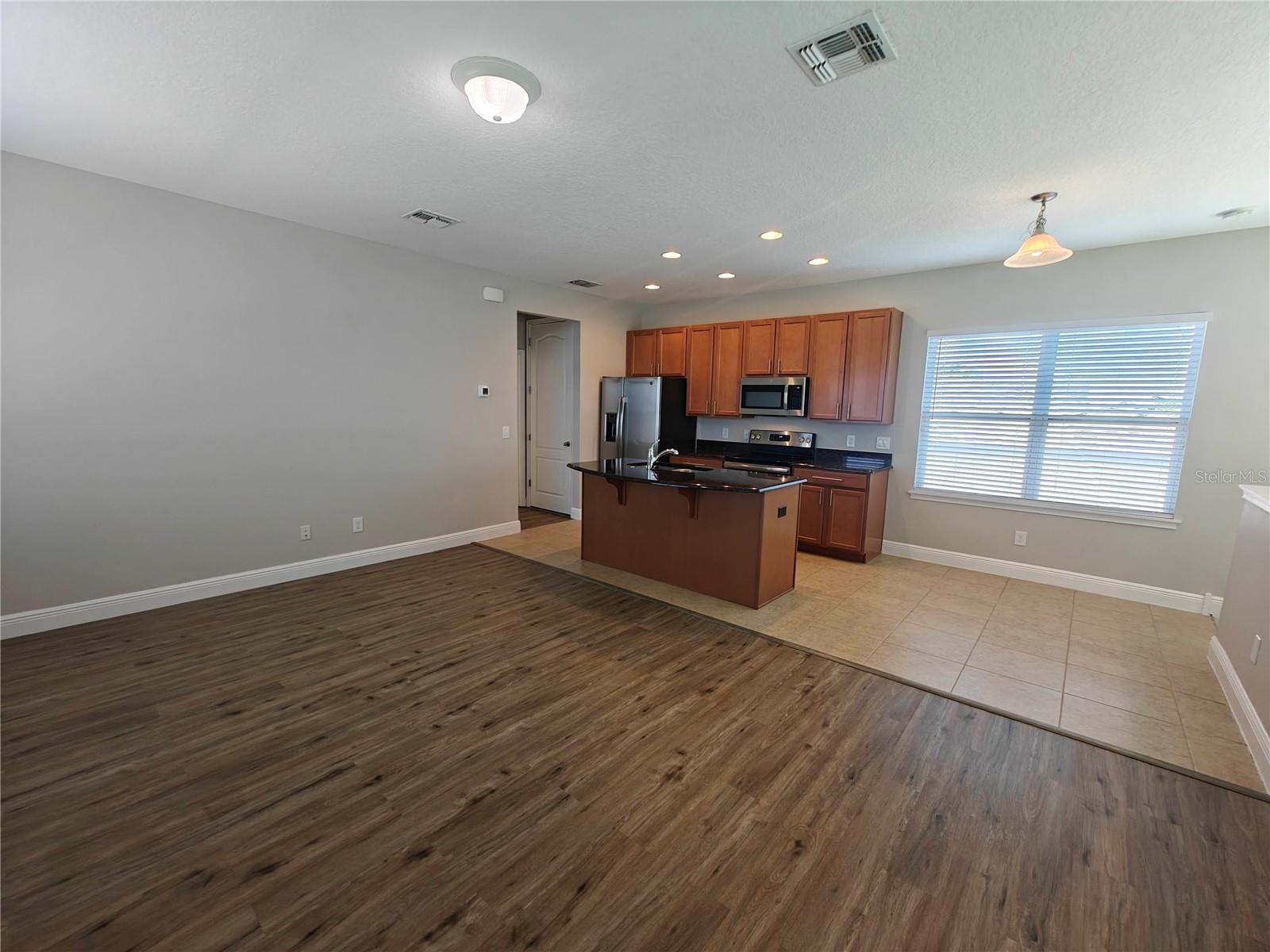Image 10 of 17 For 13455 Doisy Street