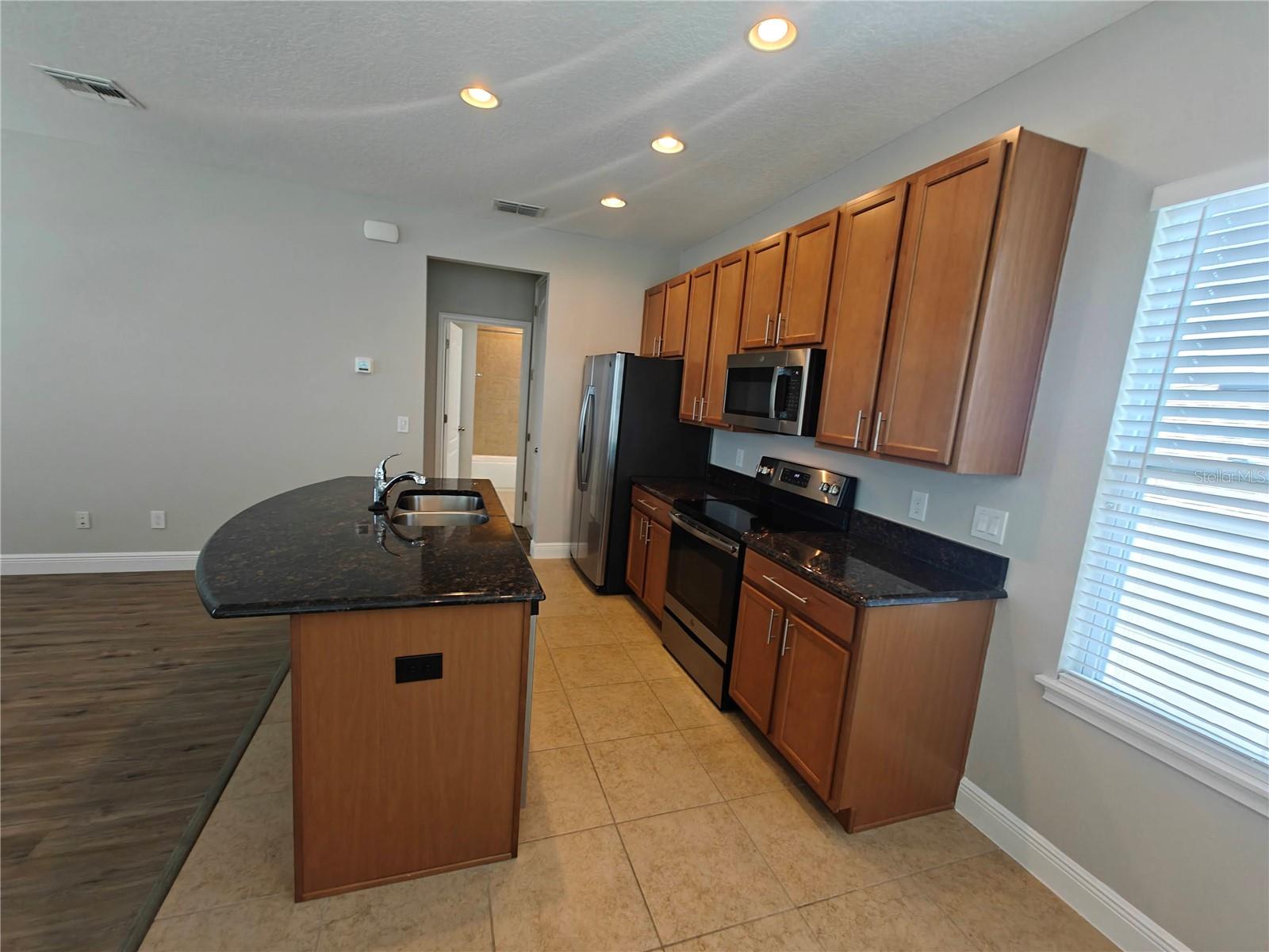 Image 7 of 17 For 13455 Doisy Street