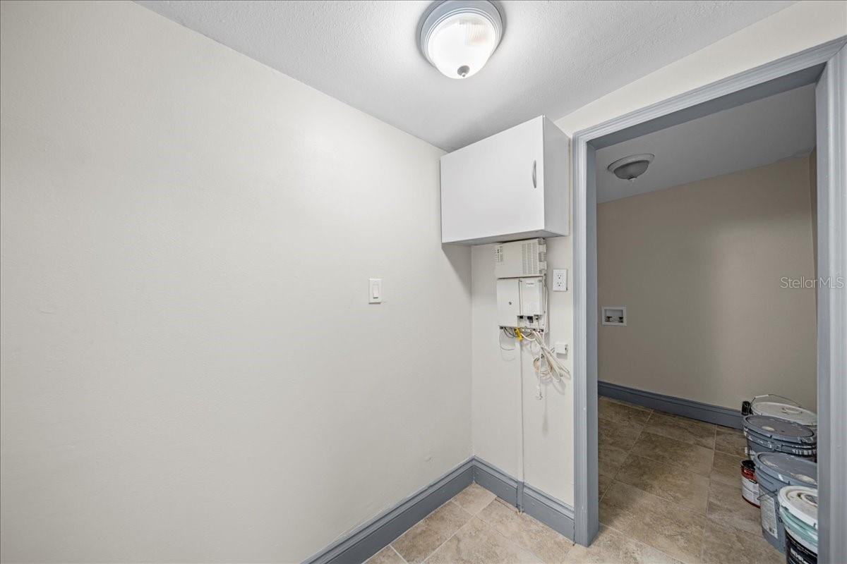 Image 16 of 45 For 210 15th Street E