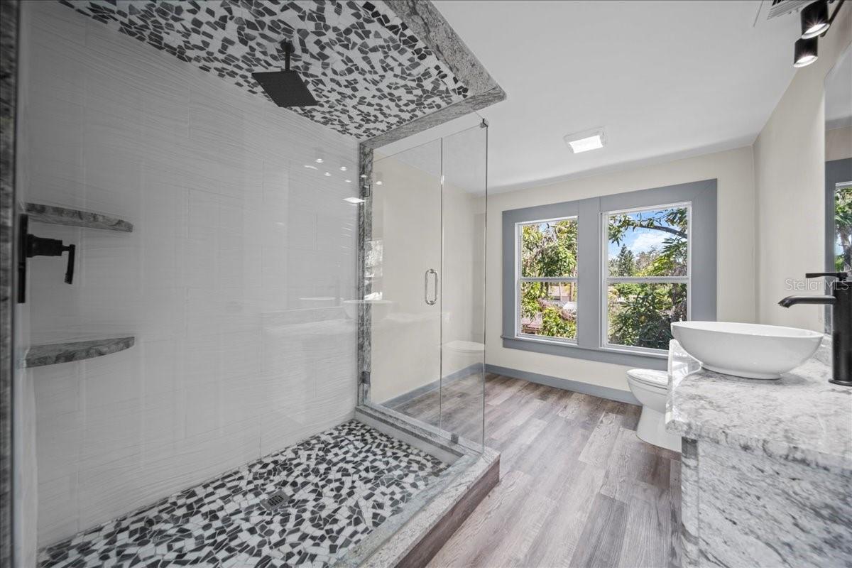 Image 33 of 45 For 210 15th Street E